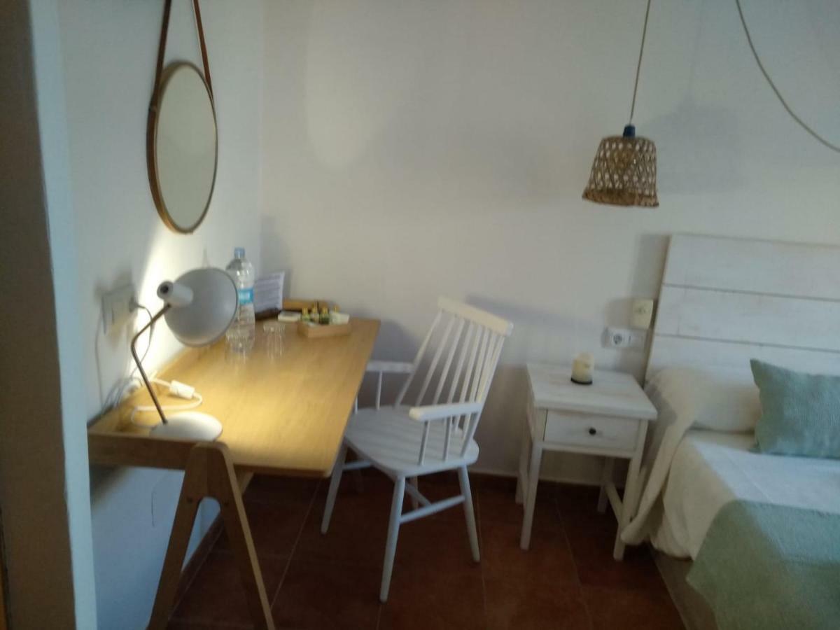 Hostal Sa Posada Set Cales Ciutadella  Bagian luar foto